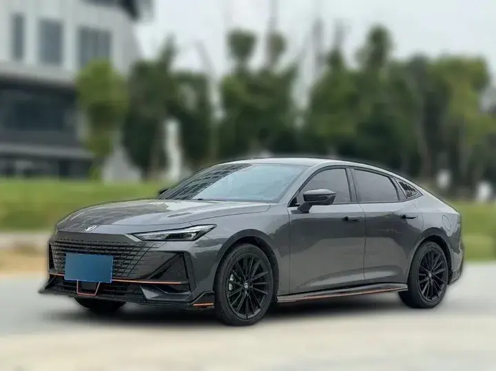 2023 ChangAn UNI-V 1.5T 188HP L4 7DCT