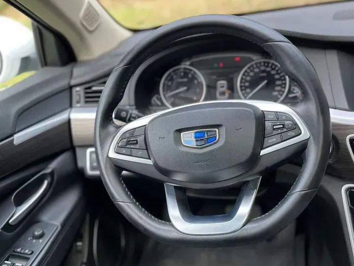 2017 Geely Emgrand GT 2.4L 162HP L4 6AT,autocango,china used car exporter,china ev exporter,chinese used car exporter,chinese used ev exporter