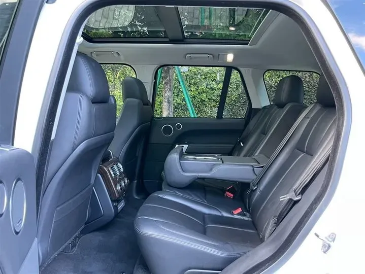 2020 Mansory Range Rover 3.0T 400HP L6 8AT,autocango,china used car exporter,china ev exporter,chinese used car exporter,chinese used ev exporter