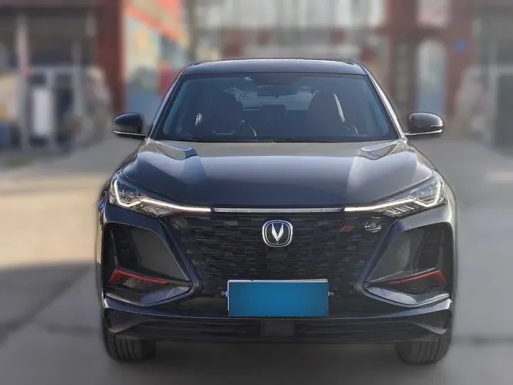2022 ChangAn CS75 Plus 1.5T 178HP L4 6AT,autocango,china used car exporter,china ev exporter,chinese used car exporter,chinese used ev exporter