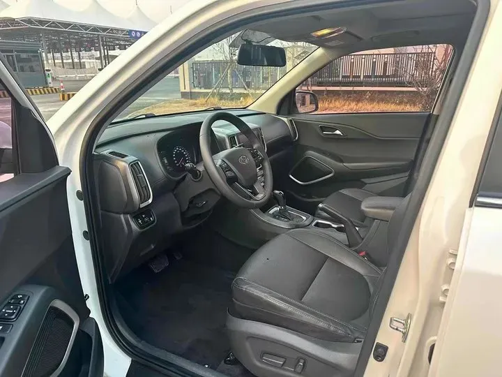 2018 Hyundai ix35 2.0L 160HP L4 6AT,autocango,china used car exporter,china ev exporter,chinese used car exporter,chinese used ev exporter