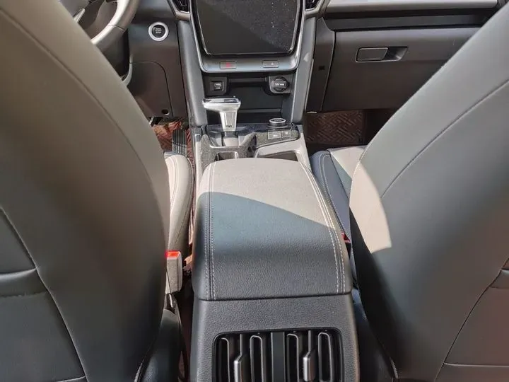 2021 Hyundai ix35 1.4T 140HP L4 7DCT,autocango,china used car exporter,china ev exporter,chinese used car exporter,chinese used ev exporter