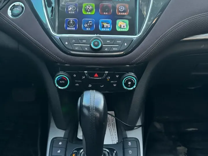 2018 Chevrolet Malibu 1.5T 170HP L4 6AT,autocango,china used car exporter,china ev exporter,chinese used car exporter,chinese used ev exporter