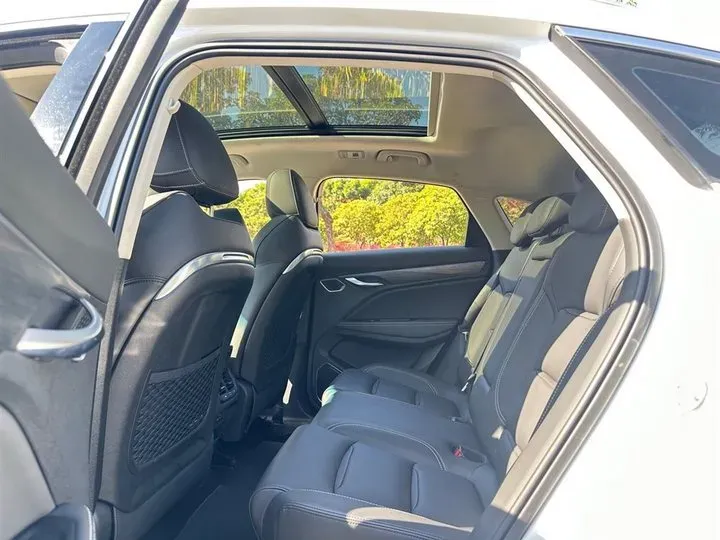 2019 Geely Tugella 2.0T 238HP L4 8AT,autocango,china used car exporter,china ev exporter,chinese used car exporter,chinese used ev exporter