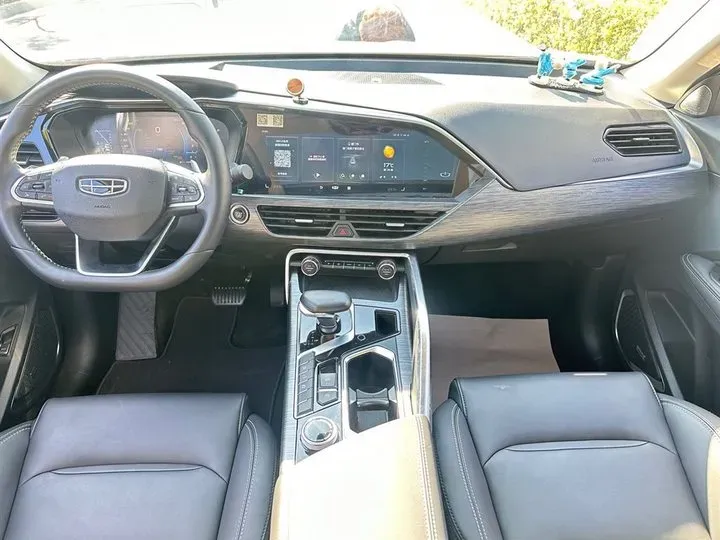 2019 Geely Tugella 2.0T 238HP L4 8AT,autocango,china used car exporter,china ev exporter,chinese used car exporter,chinese used ev exporter