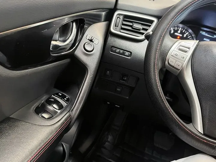 2016 Nissan Qashqai 2.0L 150HP L4 CVT,autocango,china used car exporter,china ev exporter,chinese used car exporter,chinese used ev exporter