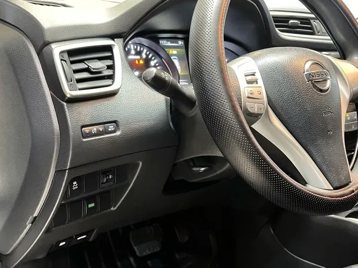 2016 Nissan Qashqai 2.0L 150HP L4 CVT,autocango,china used car exporter,china ev exporter,chinese used car exporter,chinese used ev exporter