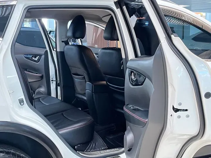 2016 Nissan Qashqai 2.0L 150HP L4 CVT,autocango,china used car exporter,china ev exporter,chinese used car exporter,chinese used ev exporter