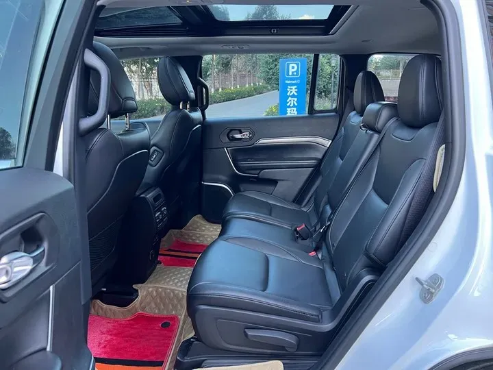 2018 Jeep Commander 2.0T 265HP L4 9AT,autocango,china used car exporter,china ev exporter,chinese used car exporter,chinese used ev exporter