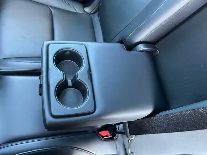 2018 Jeep Commander 2.0T 265HP L4 9AT,autocango,china used car exporter,china ev exporter,chinese used car exporter,chinese used ev exporter