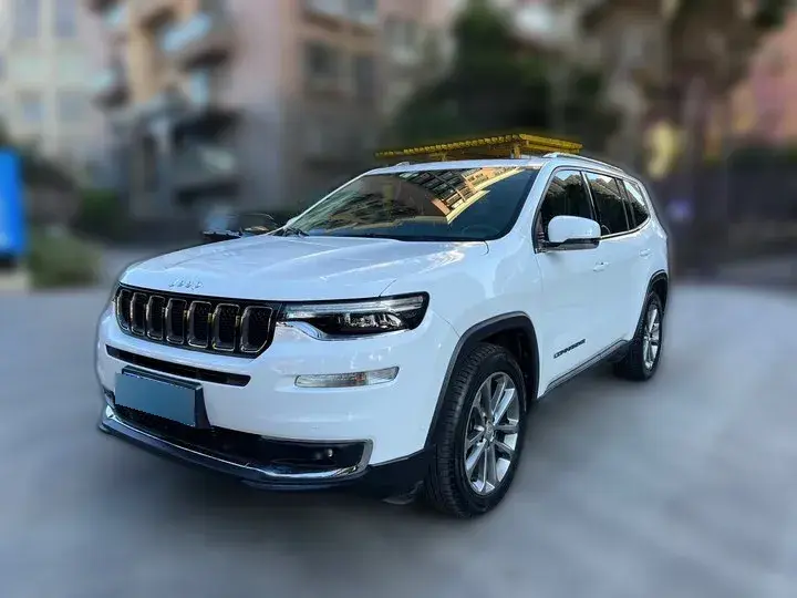 2018 Jeep Commander 2.0T 265HP L4 9AT