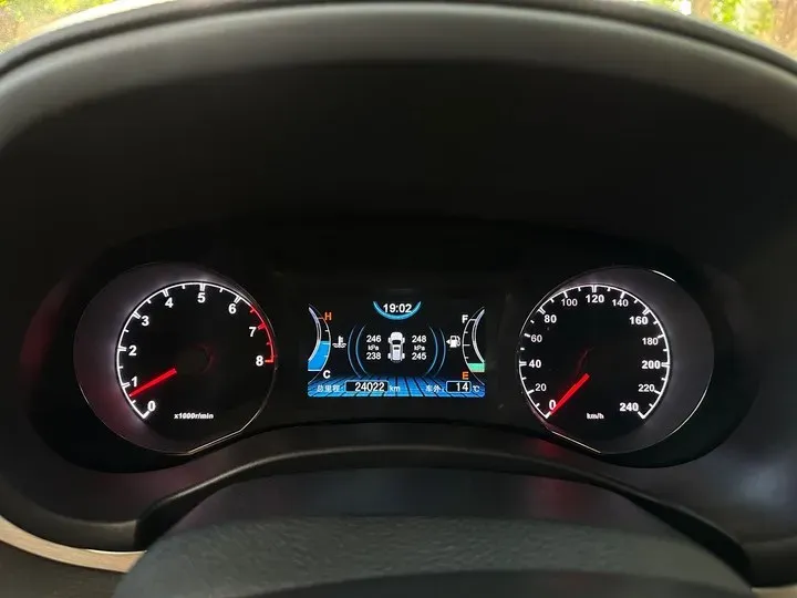 2016 BYD Song 1.5T 154HP L4 6MT,autocango,china used car exporter,china ev exporter,chinese used car exporter,chinese used ev exporter