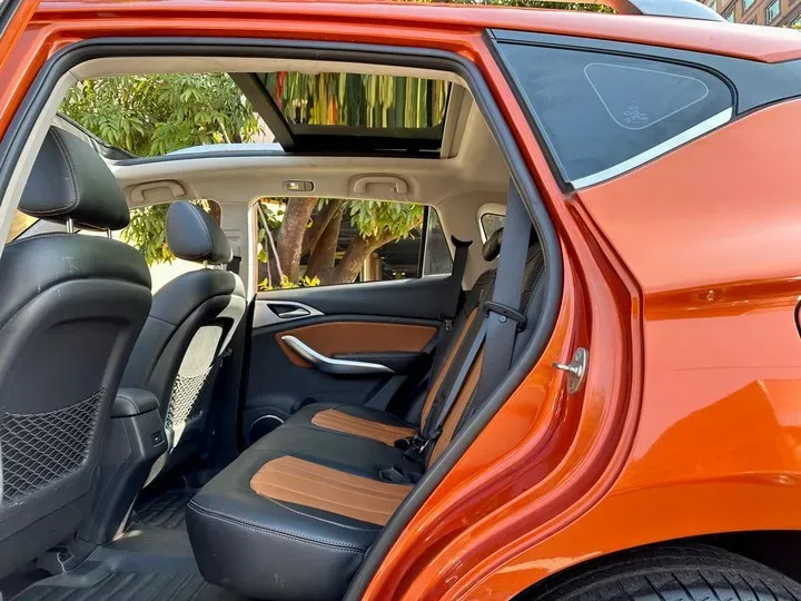 2016 BYD Song 1.5T 154HP L4 6MT,autocango,china used car exporter,china ev exporter,chinese used car exporter,chinese used ev exporter