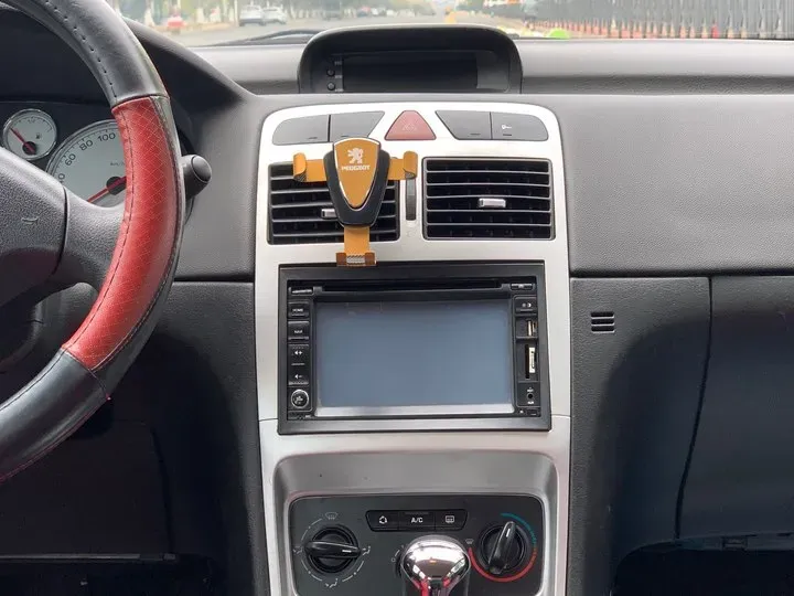 2010 Peugeot 307 1.6L 106HP L4 4AT,autocango,china used car exporter,china ev exporter,chinese used car exporter,chinese used ev exporter