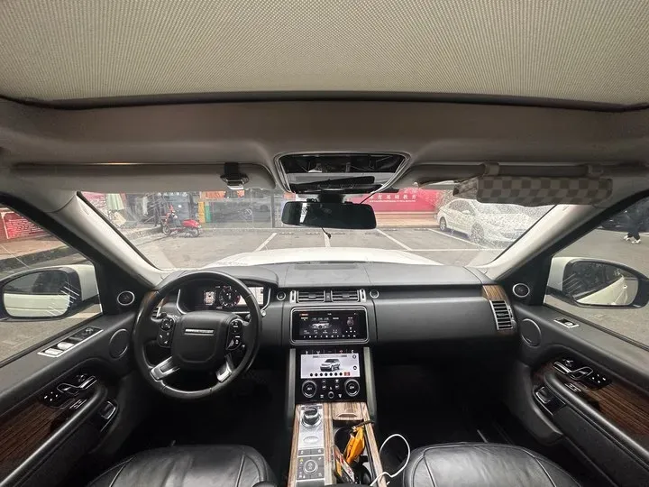 2020 Mansory Range Rover 3.0T 400HP L6 8AT,autocango,china used car exporter,china ev exporter,chinese used car exporter,chinese used ev exporter