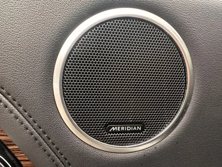 2020 Mansory Range Rover 3.0T 400HP L6 8AT,autocango,china used car exporter,china ev exporter,chinese used car exporter,chinese used ev exporter