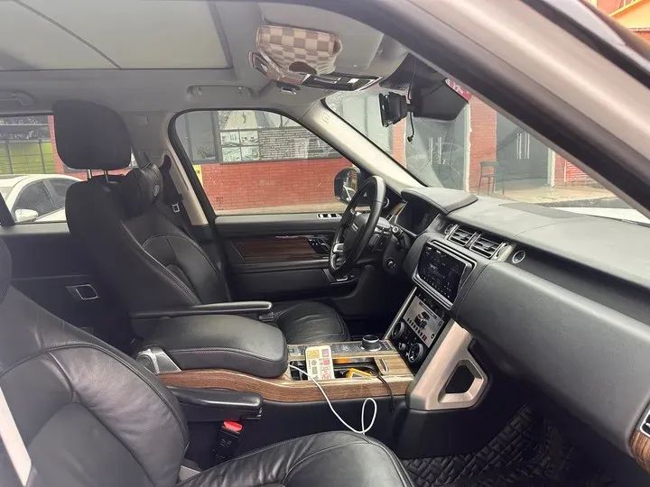 2020 Mansory Range Rover 3.0T 400HP L6 8AT,autocango,china used car exporter,china ev exporter,chinese used car exporter,chinese used ev exporter