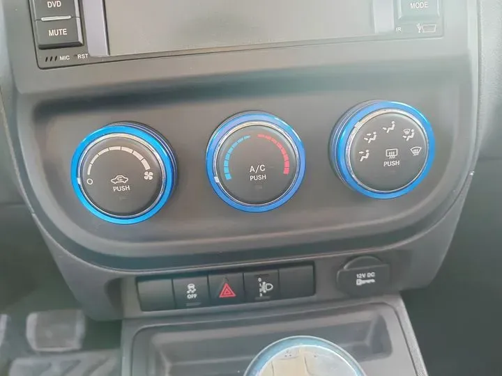 2015 Jeep Patriot 2.0L 156HP L4 6AT,autocango,china used car exporter,china ev exporter,chinese used car exporter,chinese used ev exporter