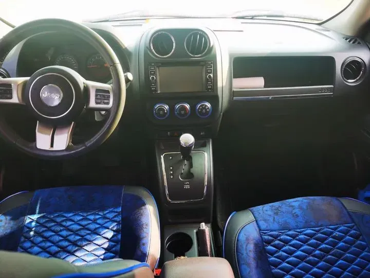 2015 Jeep Patriot 2.0L 156HP L4 6AT,autocango,china used car exporter,china ev exporter,chinese used car exporter,chinese used ev exporter