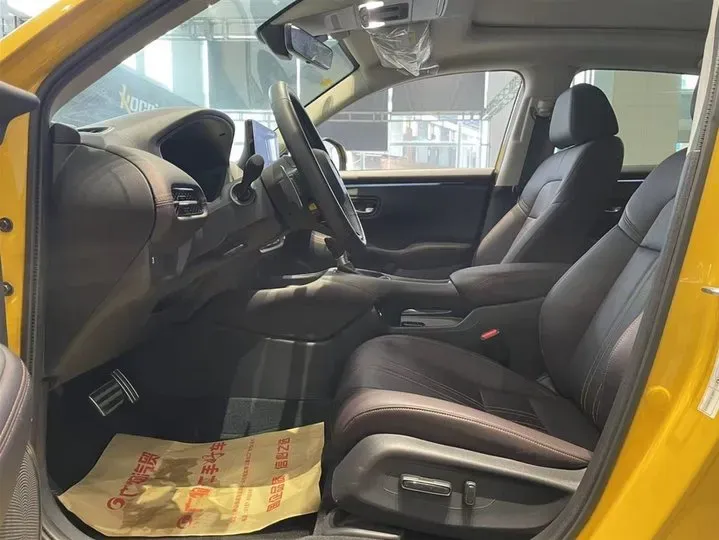 2022 Honda ZR-V 1.5T 182HP L4 CVT,autocango,china used car exporter,china ev exporter,chinese used car exporter,chinese used ev exporter