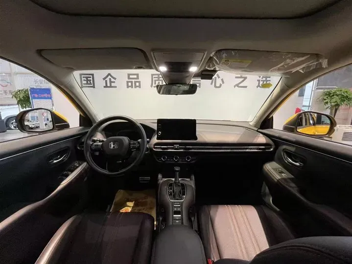 2022 Honda ZR-V 1.5T 182HP L4 CVT,autocango,china used car exporter,china ev exporter,chinese used car exporter,chinese used ev exporter