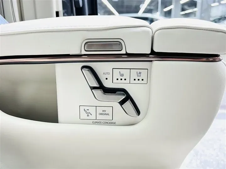 2023 Lexus LM 2.5L 190HP L4 E-CVT Hybrid,autocango,china used car exporter,china ev exporter,chinese used car exporter,chinese used ev exporter