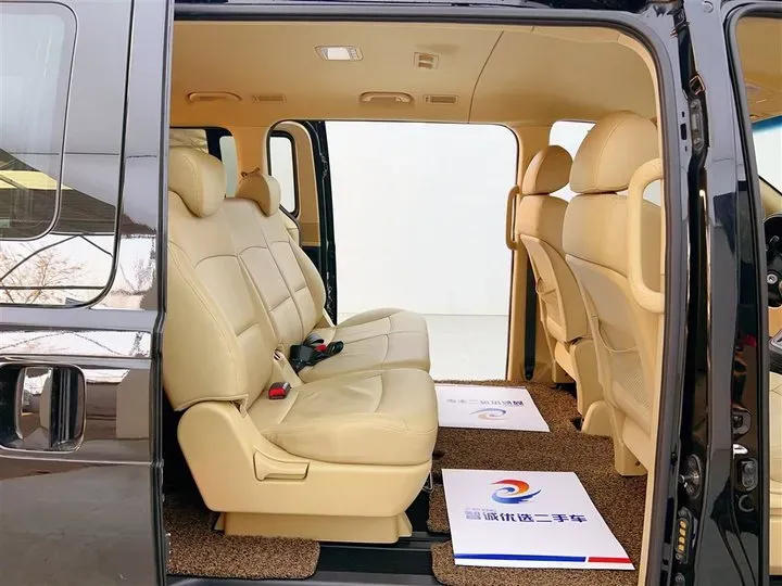 2011 Hyundai H-1 Wagon 2.4L 173HP L4 4AT,autocango,china used car exporter,china ev exporter,chinese used car exporter,chinese used ev exporter