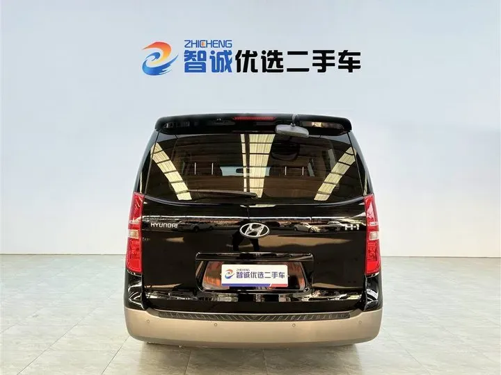 2011 Hyundai H-1 Wagon 2.4L 173HP L4 4AT,autocango,china used car exporter,china ev exporter,chinese used car exporter,chinese used ev exporter