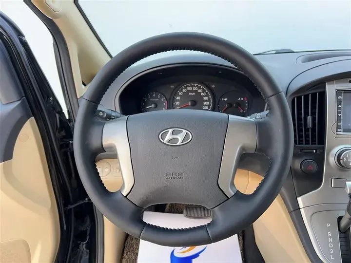 2011 Hyundai H-1 Wagon 2.4L 173HP L4 4AT,autocango,china used car exporter,china ev exporter,chinese used car exporter,chinese used ev exporter