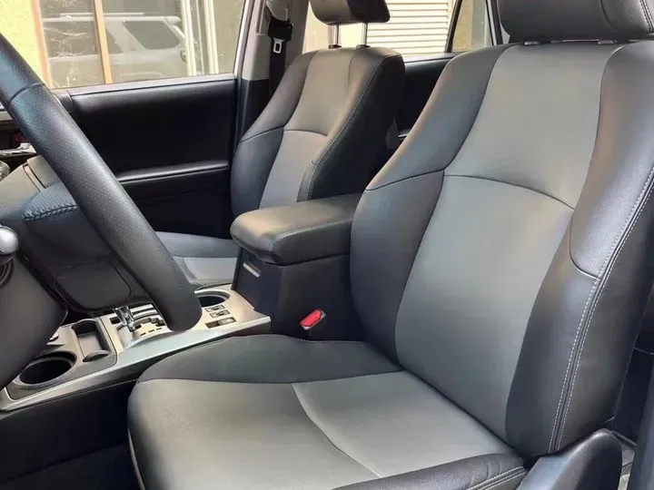 2022 Toyota 4Runner 4.0L 273HP V6 5AT,autocango,china used car exporter,china ev exporter,chinese used car exporter,chinese used ev exporter