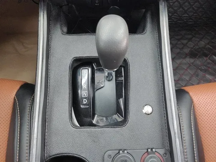 2017 Nissan Qashqai 2.0L 150HP L4 CVT,autocango,china used car exporter,china ev exporter,chinese used car exporter,chinese used ev exporter