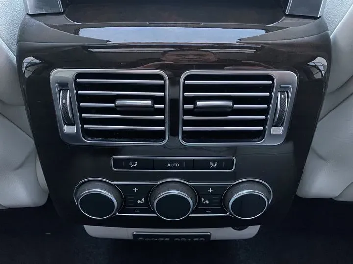 2020 Mansory Range Rover 3.0T 400HP L6 8AT,autocango,china used car exporter,china ev exporter,chinese used car exporter,chinese used ev exporter