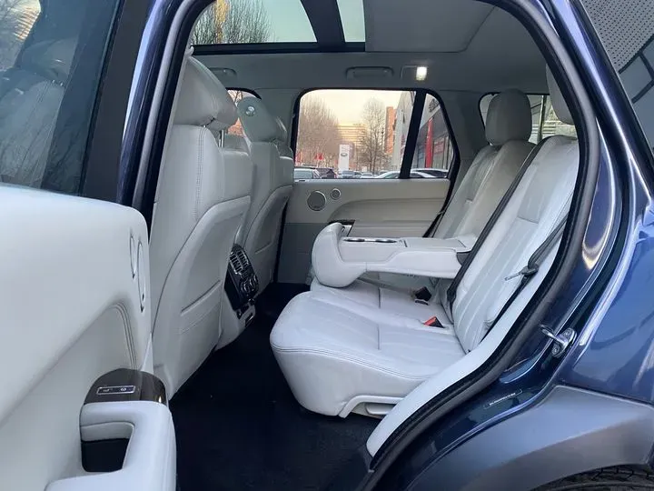 2020 Mansory Range Rover 3.0T 400HP L6 8AT,autocango,china used car exporter,china ev exporter,chinese used car exporter,chinese used ev exporter