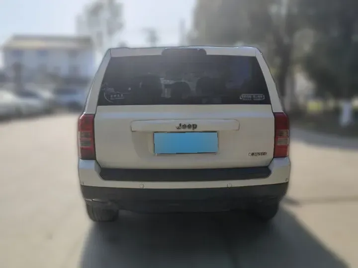 2012 Jeep Patriot 2.4L 170HP L4 CVT,autocango,china used car exporter,china ev exporter,chinese used car exporter,chinese used ev exporter