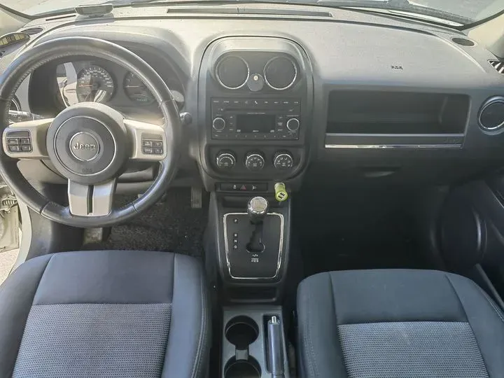 2012 Jeep Patriot 2.4L 170HP L4 CVT,autocango,china used car exporter,china ev exporter,chinese used car exporter,chinese used ev exporter