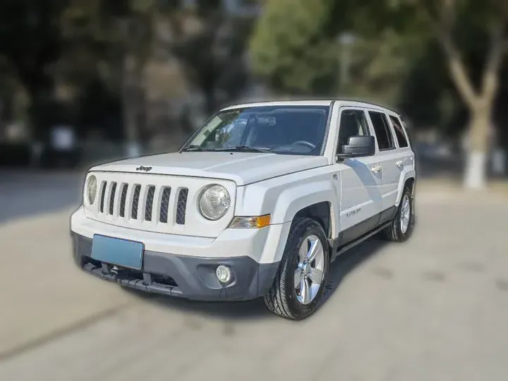 2012 Jeep Patriot 2.4L 170HP L4 CVT,autocango,china used car exporter,china ev exporter,chinese used car exporter,chinese used ev exporter