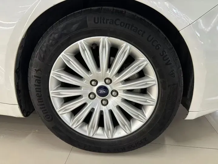 2013 Ford Mondeo 2.0T 203HP L4 6AT,autocango,china used car exporter,china ev exporter,chinese used car exporter,chinese used ev exporter