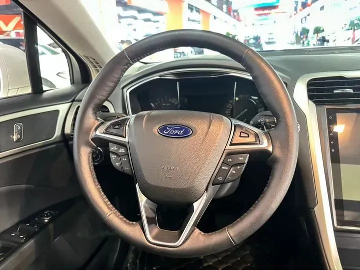 2013 Ford Mondeo 2.0T 203HP L4 6AT,autocango,china used car exporter,china ev exporter,chinese used car exporter,chinese used ev exporter