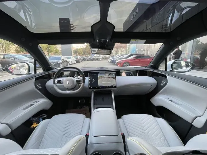 2023 Avatr 11 BEV 90.38KWH,autocango,china used car exporter,china ev exporter,chinese used car exporter,chinese used ev exporter