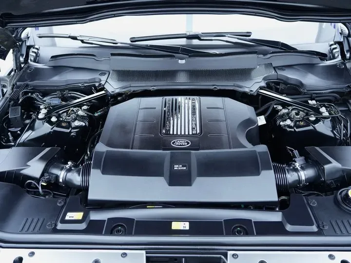 2020 Mansory Range Rover 3.0T 400HP L6 8AT,autocango,china used car exporter,china ev exporter,chinese used car exporter,chinese used ev exporter