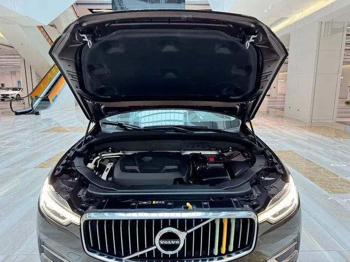 2019 Volvo XC60 2.0T 254HP L4 8AT,autocango,china used car exporter,china ev exporter,chinese used car exporter,chinese used ev exporter