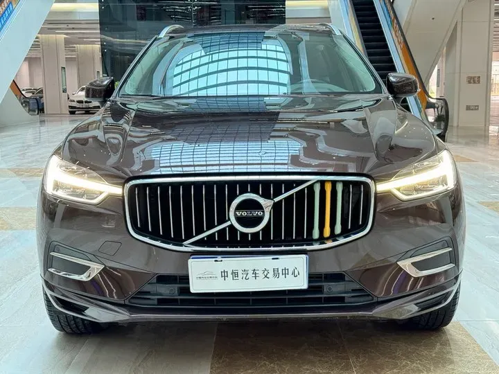 2019 Volvo XC60 2.0T 254HP L4 8AT,autocango,china used car exporter,china ev exporter,chinese used car exporter,chinese used ev exporter