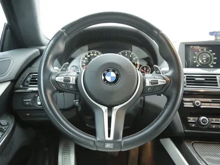 2013 BMW M6 4.4T 560HP V8 7DCT,autocango,china used car exporter,china ev exporter,chinese used car exporter,chinese used ev exporter