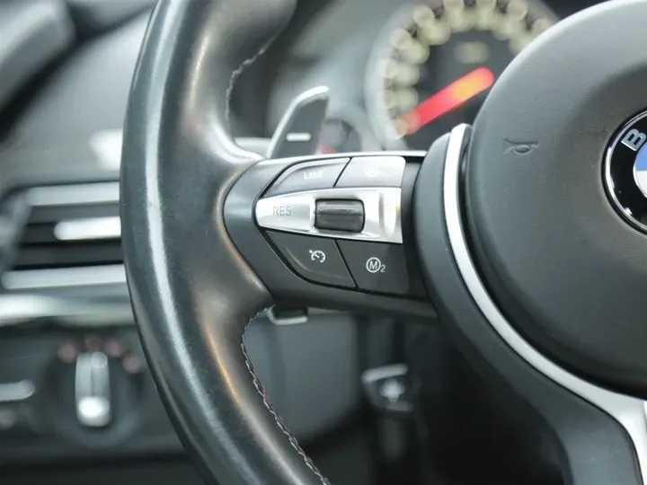 2013 BMW M6 4.4T 560HP V8 7DCT,autocango,china used car exporter,china ev exporter,chinese used car exporter,chinese used ev exporter