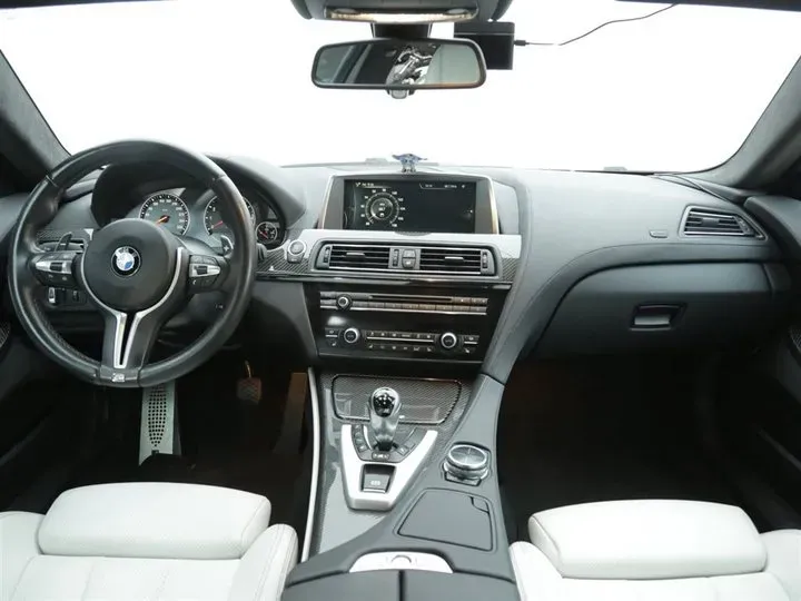 2013 BMW M6 4.4T 560HP V8 7DCT,autocango,china used car exporter,china ev exporter,chinese used car exporter,chinese used ev exporter