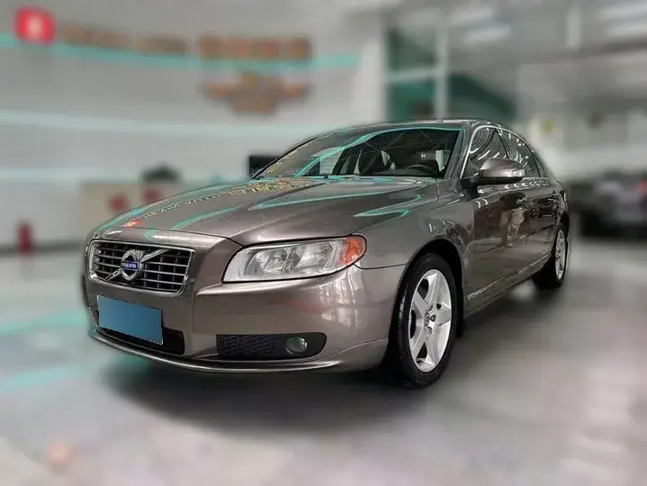 2009 Volvo S80L 2.5T 200HP L5 6AT