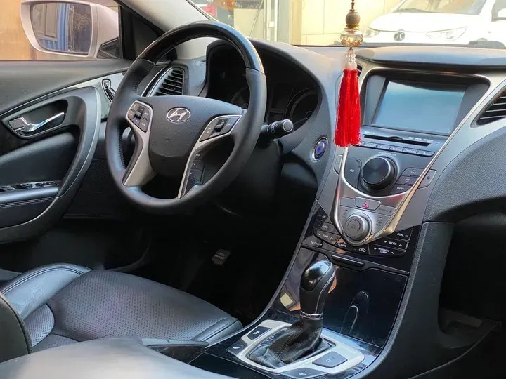 2011 Hyundai Azera 2.4L 180HP L4 6AT,autocango,china used car exporter,china ev exporter,chinese used car exporter,chinese used ev exporter