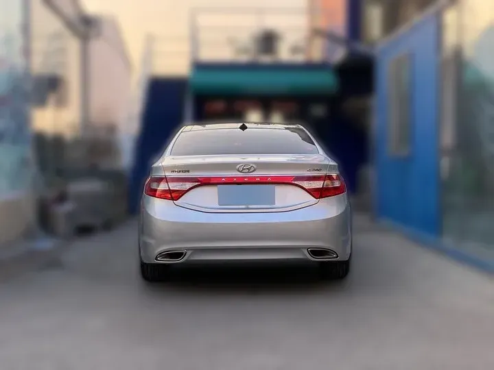 2011 Hyundai Azera 2.4L 180HP L4 6AT,autocango,china used car exporter,china ev exporter,chinese used car exporter,chinese used ev exporter