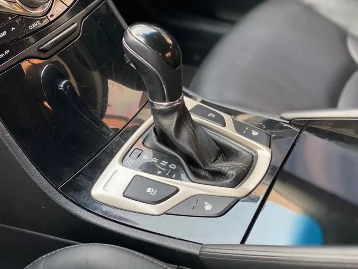 2011 Hyundai Azera 2.4L 180HP L4 6AT,autocango,china used car exporter,china ev exporter,chinese used car exporter,chinese used ev exporter