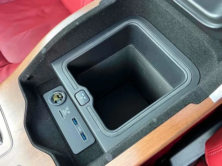 2020 Mansory Range Rover 3.0T 400HP L6 8AT,autocango,china used car exporter,china ev exporter,chinese used car exporter,chinese used ev exporter